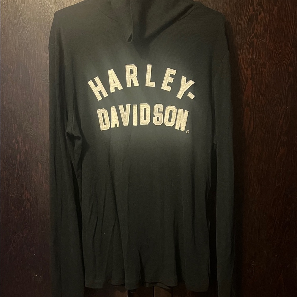 Harley-Davidson large Black turtleneck with vintage style ivory Logo